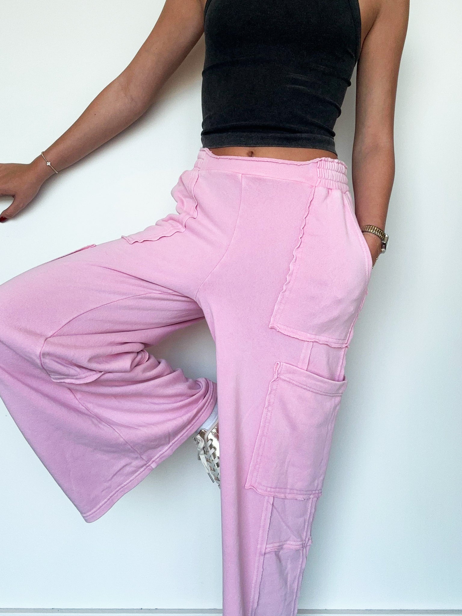 Wide Leg Cargo Sweatpants Pink