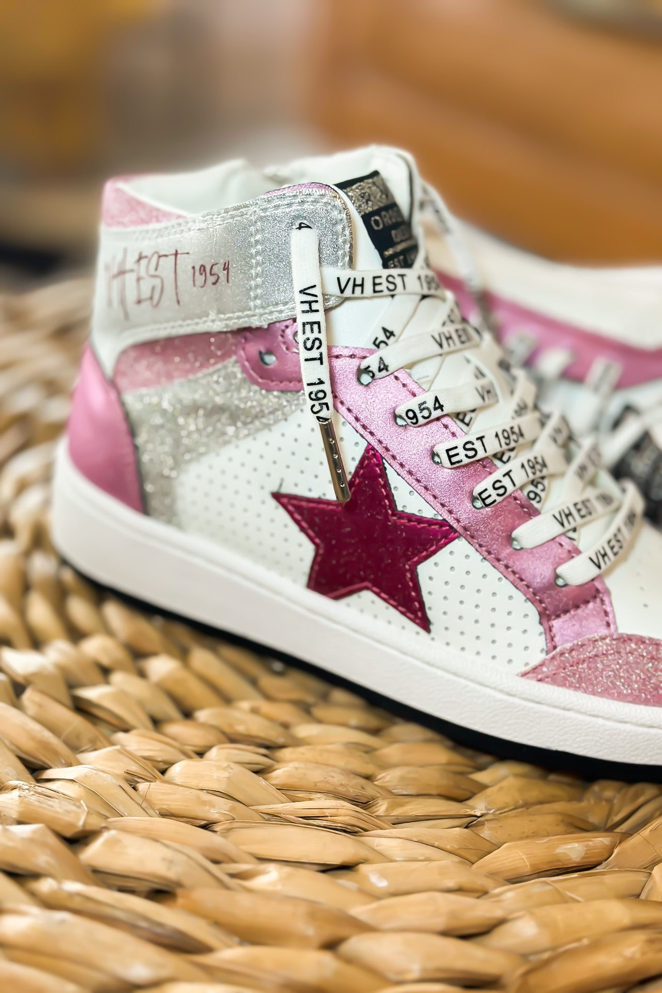 Vintage havana sneakers store sale