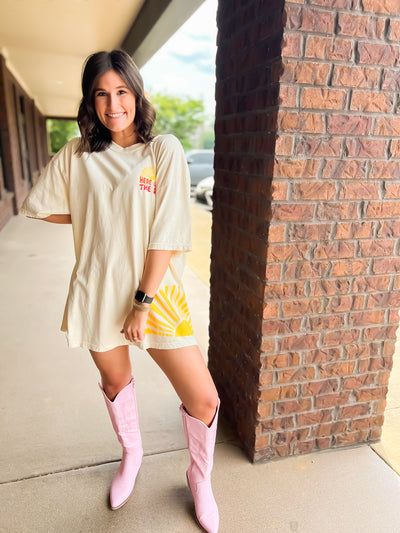Here Comes The Sun Oversized Graphic Tee-120 - TOPS - GRAPHIC TEES-ILLUSTRATED SOCIETY-[option4]-[option5]-[option6]-Leather & Lace Boutique Shop
