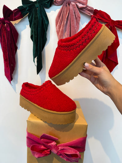 Noel Chunky Platform Slides- Sherpa Red