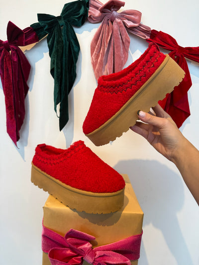 Noel Chunky Platform Slides- Sherpa Red