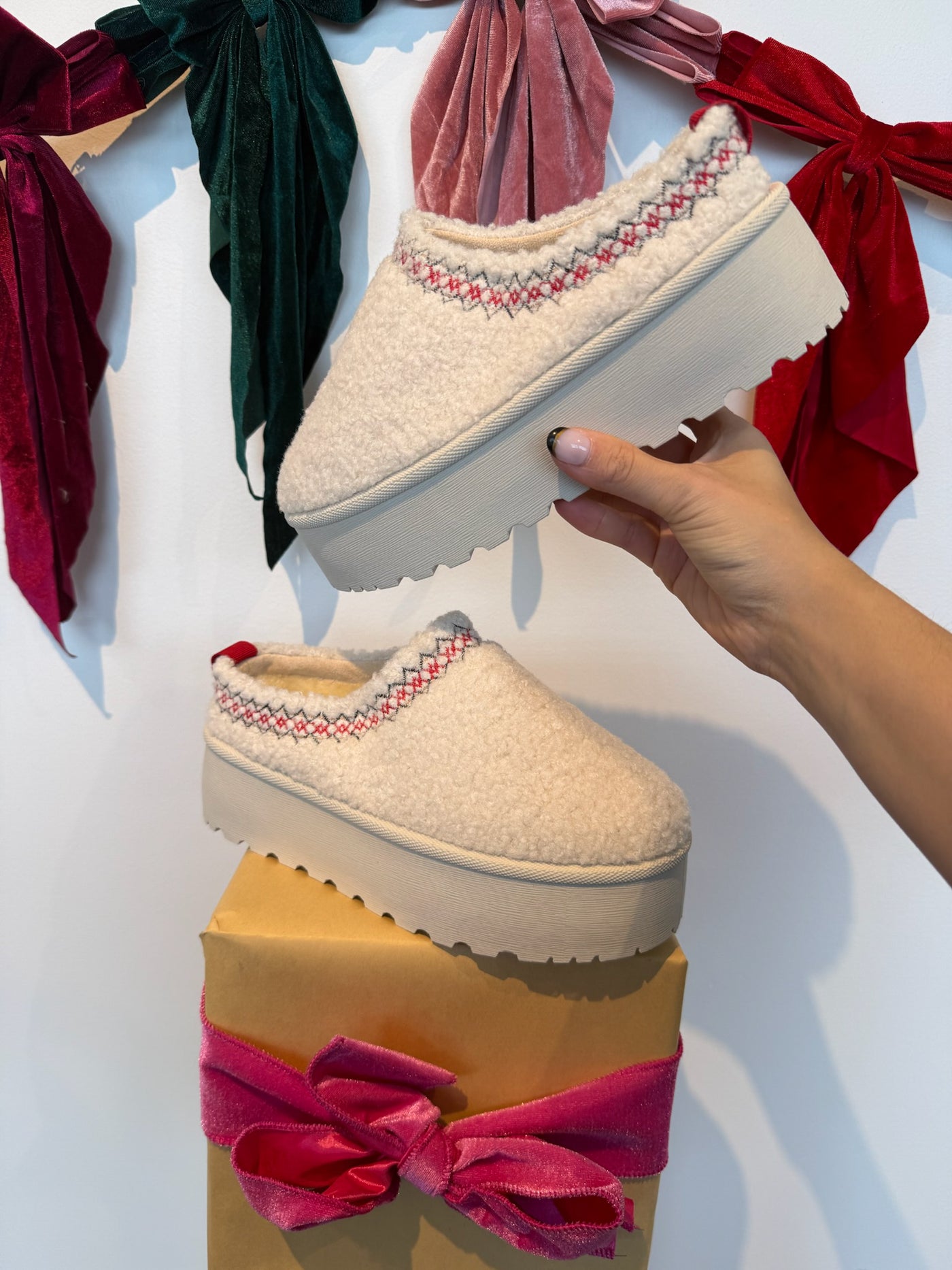 Noel Chunky Platform Slides- Sherpa Ivory