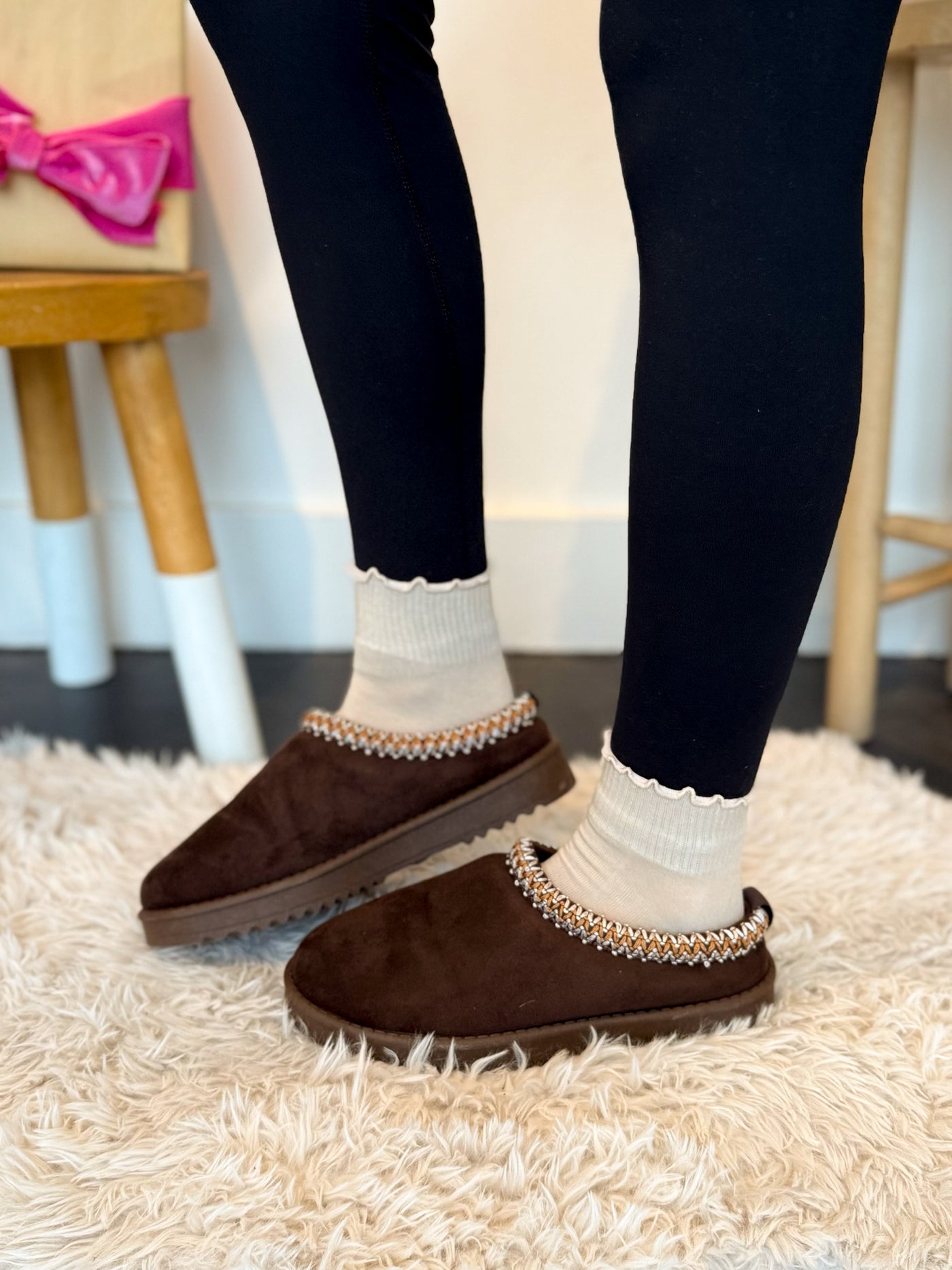 Ruffle Ankle Socks- Medium Tan