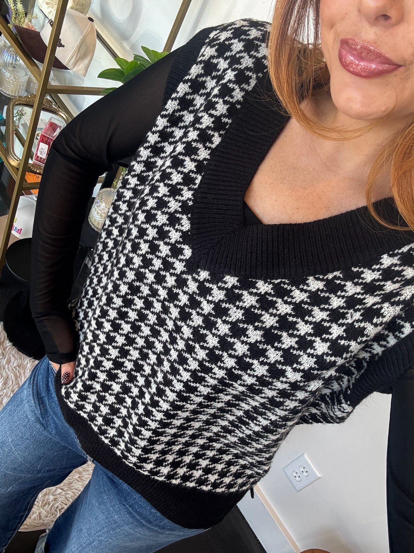 Houndstooth Sleeveless Sweater