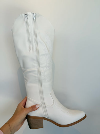 Nashville Night Out White Cowgirl Boots