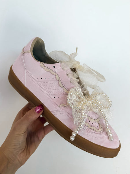 Eleanor Ribbon Lace Sneakers